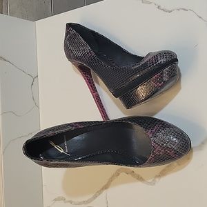 Women's Brian Atwood Fontanne pumps Size 8